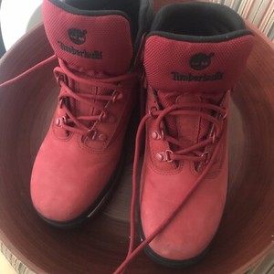 boys red timberland boots