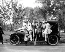 8x10 Print Mack Sennett Bathing Beauties 1920's #1228