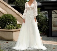 Elegant Wedding Dresses Long Sleeves Deep V Neck Sequin Applique Lace BridalGown