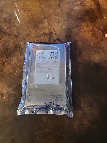 Seagate Savvio 10K.2 146GB Internal 10000RPM 2.5" (ST9146802SS) HDD - Picture 2 of 3
