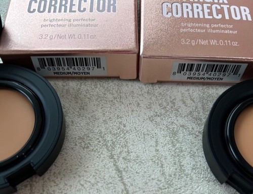 Avon Magix Correttore Schiarente Perfettore Cremoso Medio Occhi e Viso 2 COMPATTI - Foto 6 di 8