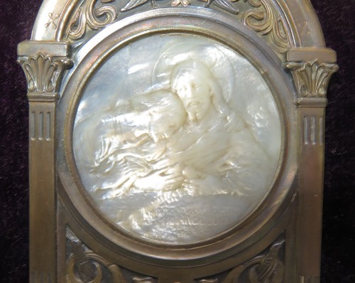 FUNDA ANTIGUA CON PLACA DE PLATA Y TALLA NÁCAR ECCE PANIS ANGELORUM - Imagen 4 de 15