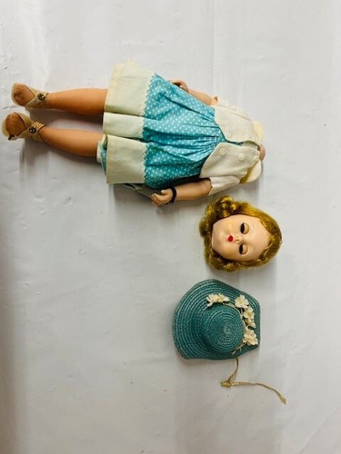 1956 Madame Alexander "Lissy" in Polka Dot Turquoise- DAMAGED - Picture 3 of 5