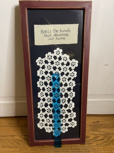 "De colección Enmarcado con Vidrio Crochet Encaje Aguja Estilo Country Decoración 21"" x 9""" - Imagen 3 de 5