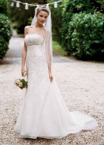 True white wedding dress Clearance