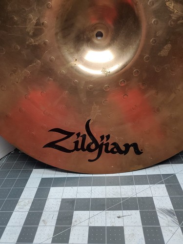 Zildjian ZBT 20" Ride CymbaL 20" GOOD CONDITION - Picture 13 of 14