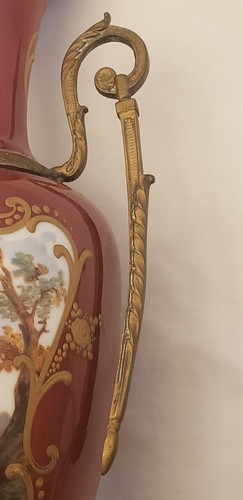 Antique Sevres Porcelain Courting Couple LAMP with Ormolu / gilt Mounts ~SIGNED - Picture 11 of 12
