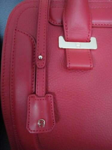 AIGNER außergewöhnliche abschließbare Henkeltasche * Rot * Neuwertig * - Bild 3 von 19