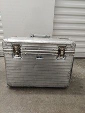大人女性の日用品/生活雑貨/旅行Rimowa Topas Cabin Two-wheel Carry-on 32l Aluminium for sale