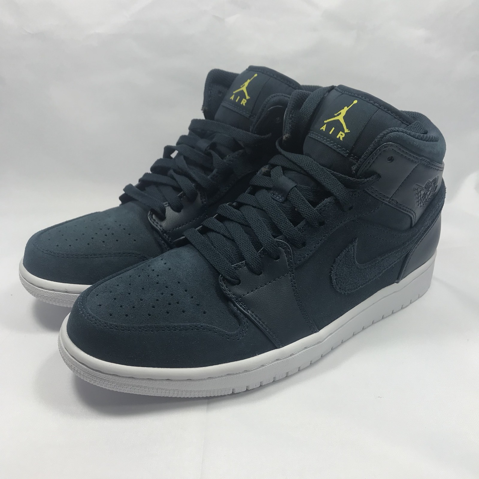 Nike air jordan 1 retrò metà armeria marina lime cemento grigio 554724-421 sz Nike air jordan 1 retrò metà armeria marina lime cemento grigio 554724-421 sz