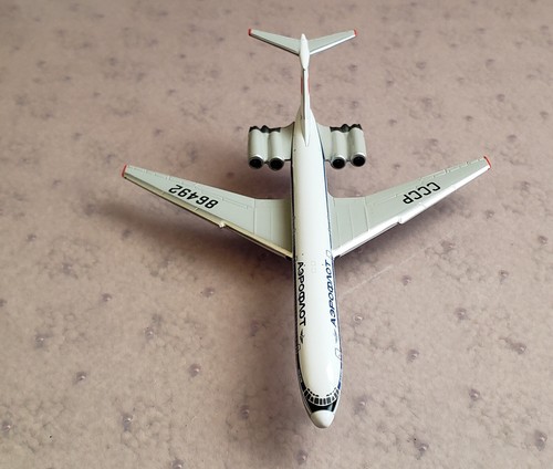 Gemini Jets Ilyushin IL-62 Aeroflot CCCP-86492 in 1:400 - Picture 13 of 14