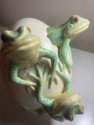 SERGIO BUSTAMANTE Art Large Ceramic Egg Hatching 3 Frogs Sculpture
