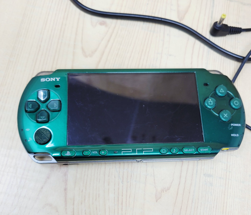 Consola portátil Sony PSP-3001 Metal Gear sólida con tarjeta de memoria SIN BATERÍA - Imagen 4 de 15