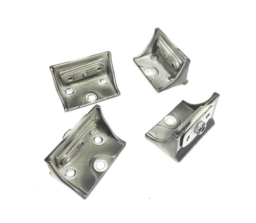2005 CHRYSLER CROSSFIRE FRONT RIGHT LEFT DOOR HINGES BRACKET UPPER LOWER - Picture 3 of 4