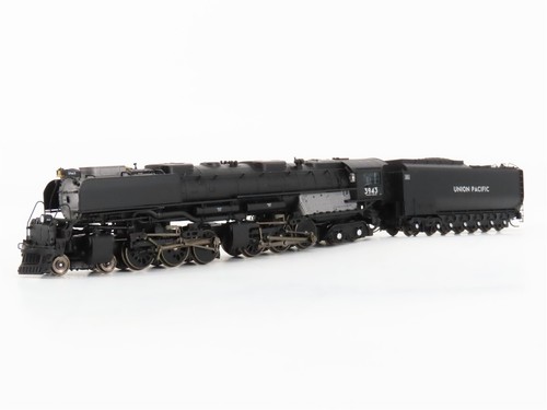N Scale Athearn Genesis 11805 UP 4-6-6-4 Challenger Steam #3943 w/DCC & Sound - Picture 4 of 13