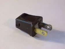LEVITON BLACK 1-2-3 SNAP ON PLUG POLARIZED 18/2 SPT1 LAMP CORD 30030J