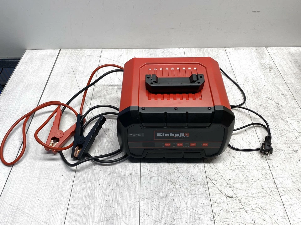 Caricabatteria Einhell CE-BC 30M 12V/24V merce di serie B - Immagine 2 di 4