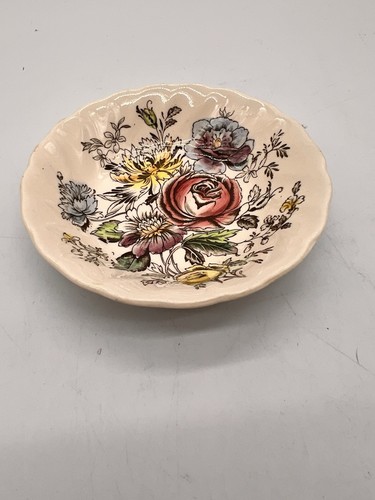 Johnson Brothers Sheraton 6 Pc Setting Dinner Luncheon Bread Soup Cereal Berry - Picture 13 of 22