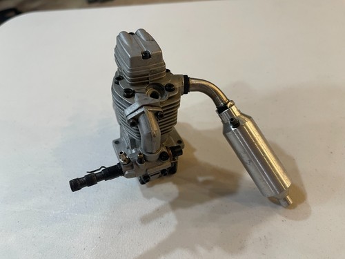 Magnum XL .61 4-Stroke R/C Glow Model Airplane Engine And Muffler - Picture 3 of 6