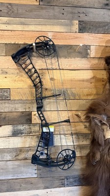 Bowtech Justice 70lb Black Bow Right Hand Compound Brand New 