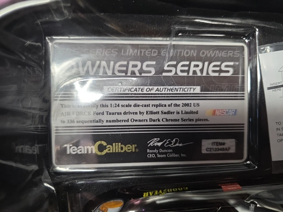 Equipo Calibre Cromo Oscuro Nascar Elliott Sadler Fuerza Aérea de Estados Unidos Ford 1/24 Diecast Foto 4 de 4