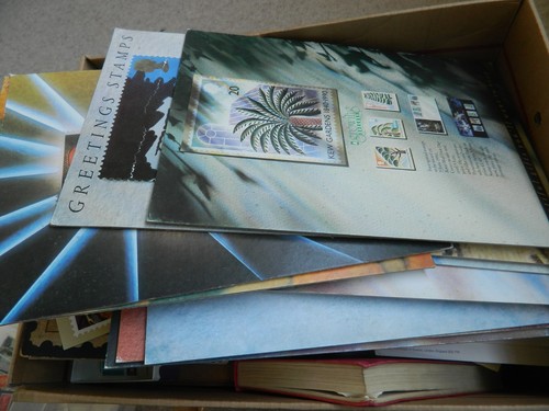 13KG WORLD STAMPS COLLECTOR'S CLEAR-OUT IN LARGE BOX (Our ref. HAZ) - 第 7/24 張圖片