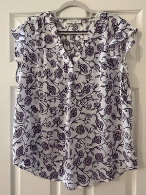 Chaus Women's Purple and White Short Sleeve Floral Blouse Size L EUC Career