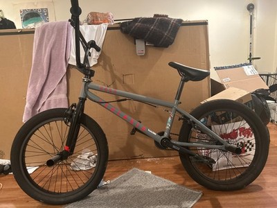 Haro bmx bike 18.5 inch, 2023