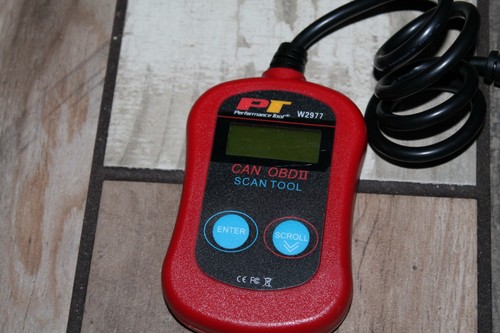 Performance Tool W2977 CAN OBDII Diagnostic Scan Tool FREE SHIPPING - Picture 2 of 4