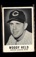 1960 Leaf #2 Woodie Held - ( pk1 )