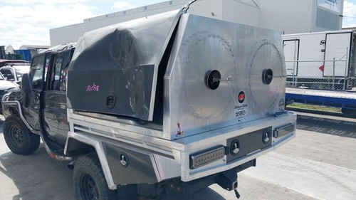 Toyota Landcruiser Diesel Overflow Bottle - Picture 4 of 6