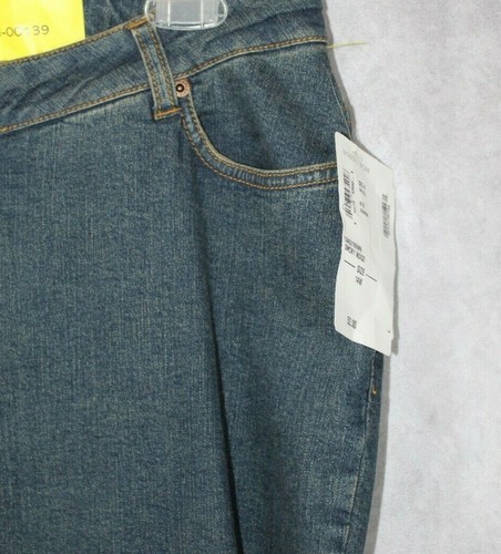Caslon Women's Blue Denim Straight Leg Jeans Wide Leg Size 14 - NWT - Picture 2 of 9