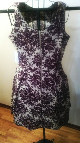 Charmantes Charlie Damen Kleid Größe Small Lila Creme Neu mit Etikett! - Bild 4 von 9