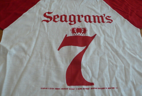 Vtg. Seagram's 7 Crown Whiskey Medium T-Shirt Made in USA - Picture 6 of 6