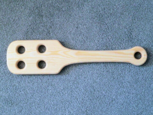 US Style Redwood 15" x 4" US style Paddle woth holes (cane) - Afbeelding 1 van 4