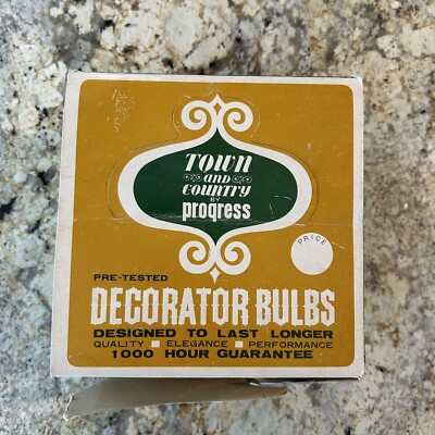 Town and Country Vintage Decorator Candelabra White Flame Bulbs Pack of 24