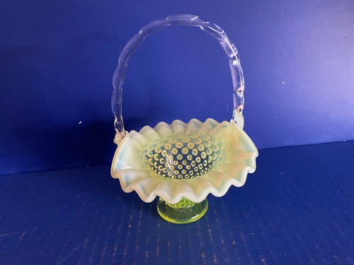 Vtg Fenton Green Opalescent Hobnail Ruffle Rim Basket w/Crimped Handle - GLOWS - Picture 6 of 10
