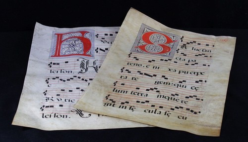 2x antique 15th C illuminated vellum Manuscript, Gregorian Chant Choral Music - 第 1/16 張圖片