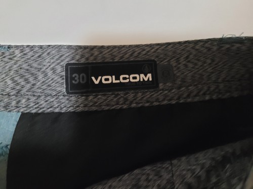 Nuevos Pantalones Cortos Híbridos Secos VOLCOM Surf & Turf Verde Talla 30 Frickin-SNT - Imagen 5 de 6