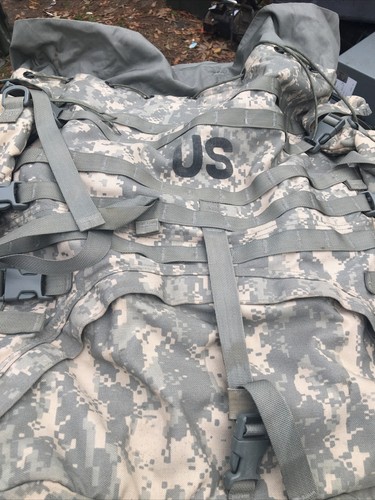 US MILITARY ACU MOLLE II LARGE RUCKSACK FIELD PACK W FRAME & POUCHES COMPLETE - Picture 1 of 3