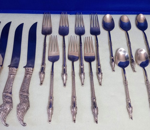 RARE Vintage Siam Thailand BRONZE SEA SERPENT~ NAGA DRAGON HEAD Flatware~ 19 Pc. - Picture 8 of 16