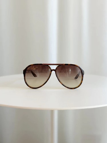 GUCCI Aviator Sunglasses - Picture 1 of 3