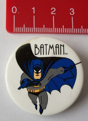Batman (and other Dark Heroes) Comic - plus vintage Batman Badge - Comics Scene - Picture 17 of 19