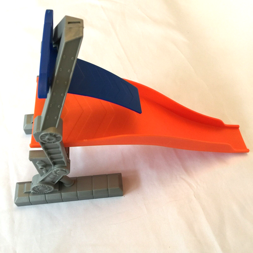 PONTE RAMPA PISTA DRIVEN BATTAT PLASTICA GIOCATTOLO PEZZI DI RICAMBIO - Foto 12 di 13