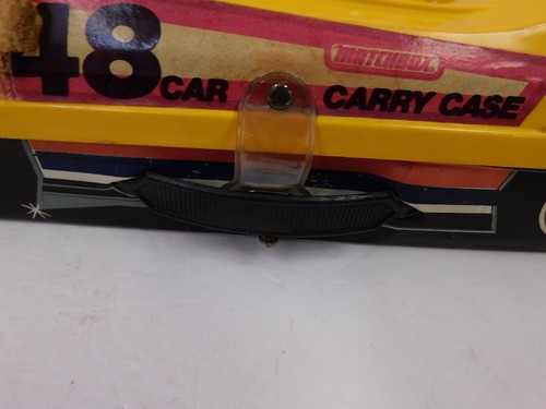 MATCHBOX YELLOW 48 DRAGSTER CAR CARRYING CASE WITH 46 MATCHBOX/HOT WHEEL CARS - Picture 13 of 13