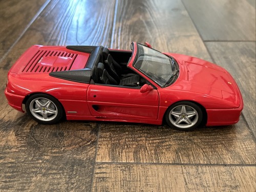 UT Models Ferrari F 355 Spider RED 1:18 Scale Diecast - Picture 4 of 17