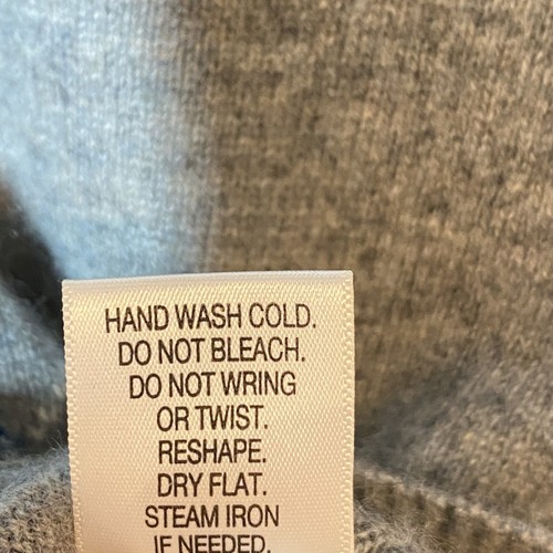 Apt.9 Cashmere V-Neck Sweater M Gray Blue Womens Argyle Preppy Old Money Classic - Picture 6 of 6