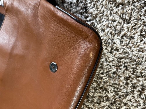 Hugo Boss Brown Leather Messenger Bag 16x12x5 - Picture 6 of 10