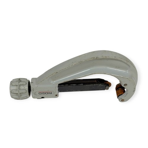 Ridgid Model 153 Quick-Acting Tubing Cutter 1-1/4 to 3-1/2 31mm 88 mm - Picture 15 of 24