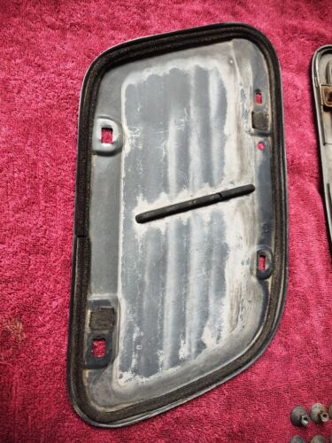 JDM SUBARU IMPREZA WRX STi GC GF V.1-2 Bonnet Air Vents L+R OEM. - Picture 17 of 19